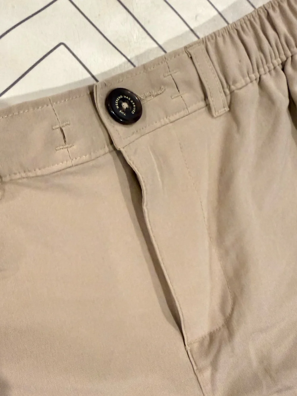 Chubbies Casual Elastic Waist Khaki Shorts
